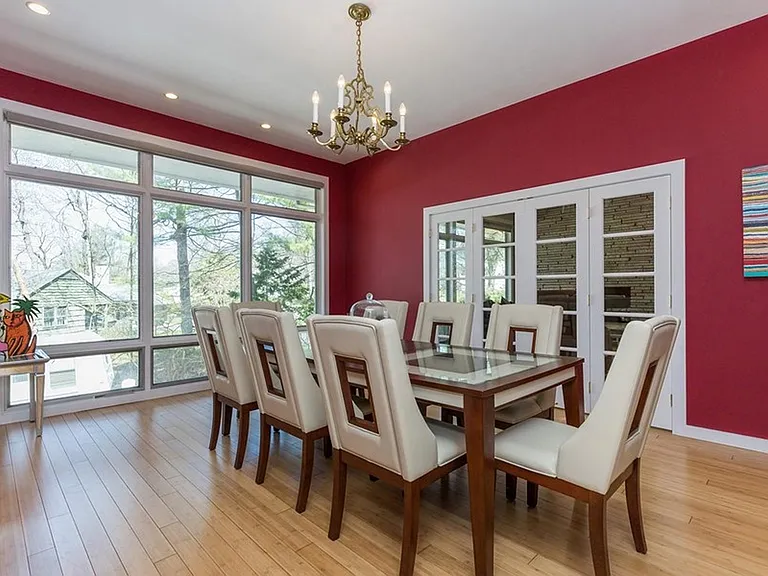 192 Stonehurst Dr — Photo 6