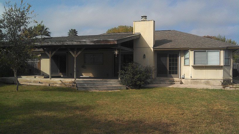 2nd image of 1006 Truman