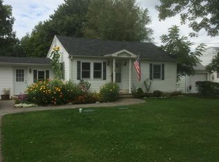 5170 Meadowbrook Rd, Williamsville, NY 14221