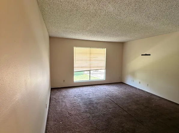 200 High Meadows Blvd