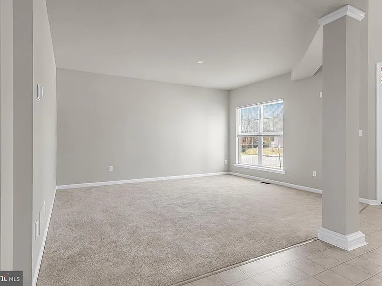243 Wavyleaf Dr — Photo 7