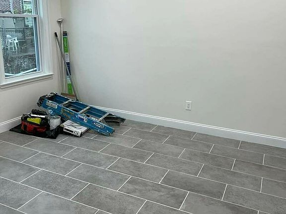 5th image of 30-90 43rd St #1