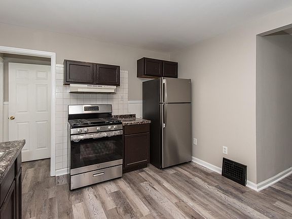 5th image of 10116 Saint Katherine Ln