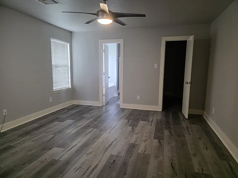 Settlers Lake Cir N — Photo 6