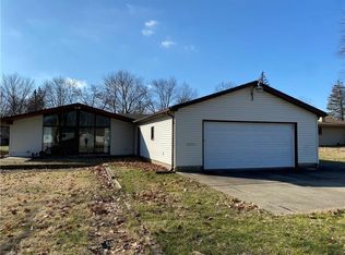 3372 N Wendover Cir, Youngstown, OH