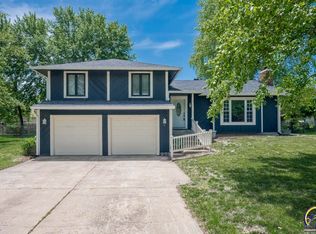 3839 SE Fair Meadows Pl, Topeka, KS 66605