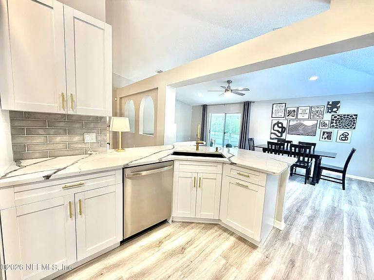 11110 Peerless Ln — Photo 19