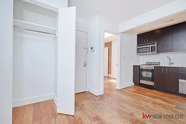 Rented by Keller Williams NYC | media 19