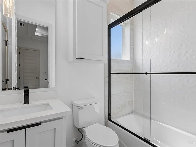 1201 Dolores St — Photo 15