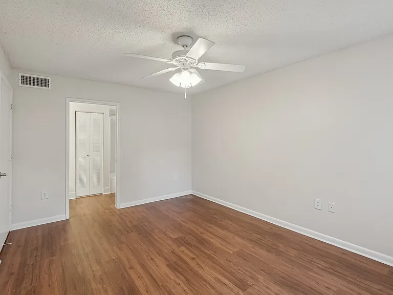 Coquina Cove Apartments — Photo 85