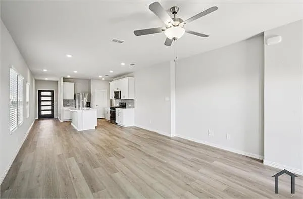 505 Green Gables Dr — Photo 6