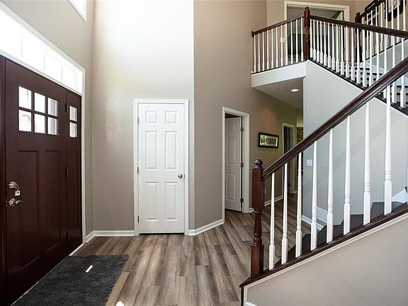 3rd image of 4615 Cobblestone Park Dr