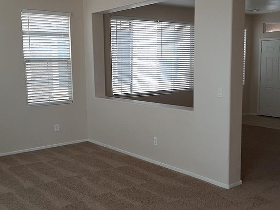 5th image of 4461 Oberlander Ave