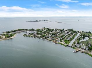 11 Spriteview Ave, Westport, CT 06880