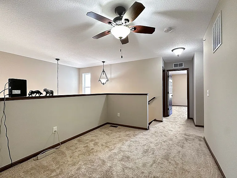 9496 Declaration Dr — Photo 10