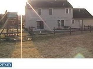 16 Brassie Cir, Reading, PA 19607