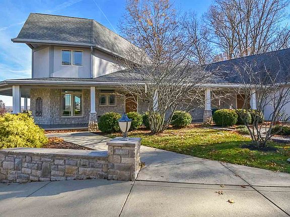 4th image of 3522 E Harbor Dr