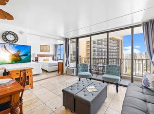 Waikiki Banyan, Honolulu, HI 96815