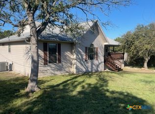 1049 Summit Ridge Dr, New Braunfels, TX 78132