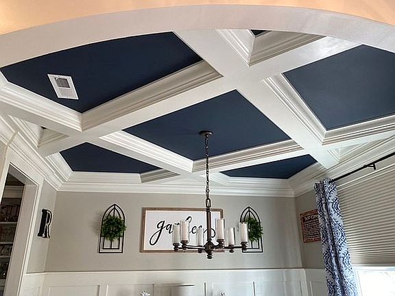 Coffered dining room ceiling