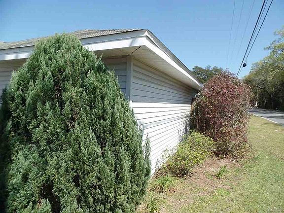 3rd image of 8402 Jarmen Ln
