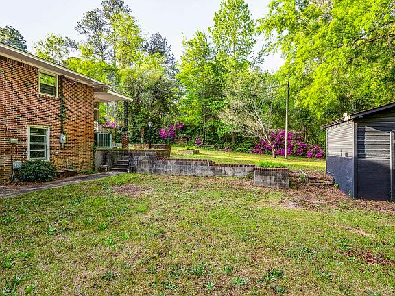 5th image of 104 Branch Rd