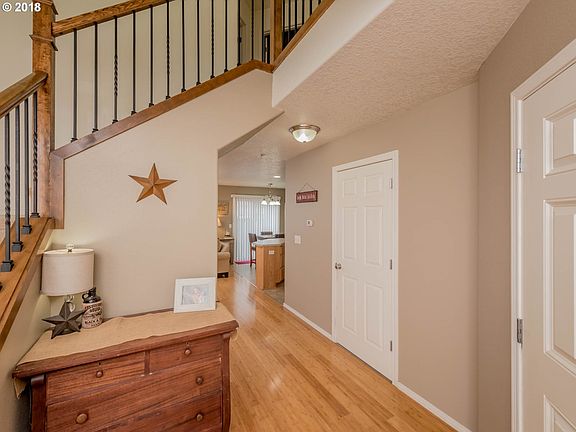 4th image of 7430 NE 59th St