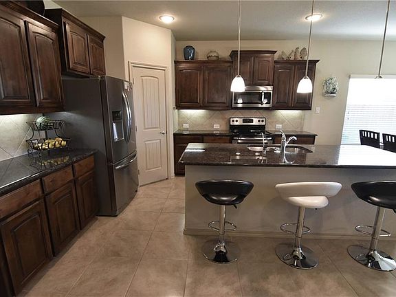 5th image of 1841 Potrillo Ln