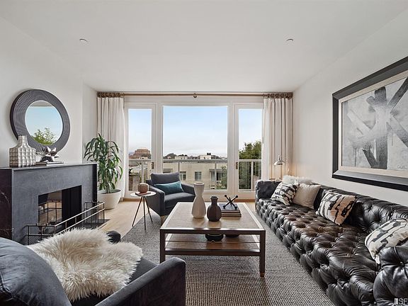 2nd image of 2756 Greenwich St