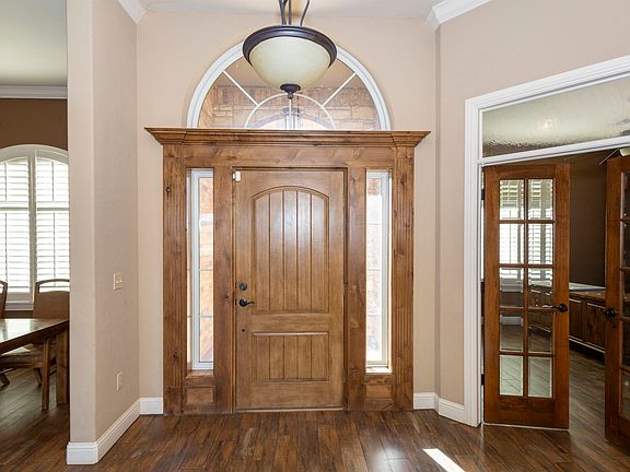 2nd image of 7808 Clearcreek Rd