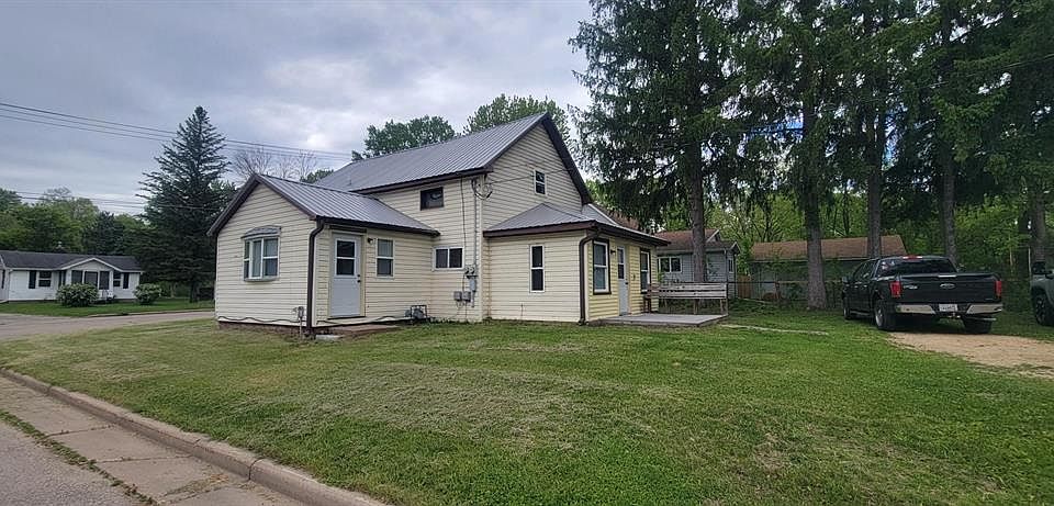 1st image of 230 S 3rd Street #2