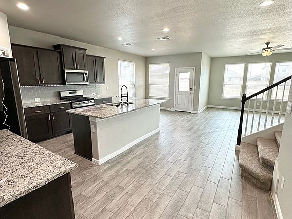 2nd image of 3213 Blue Quail Ct