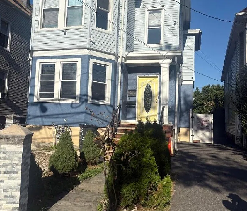 407 Chilton St