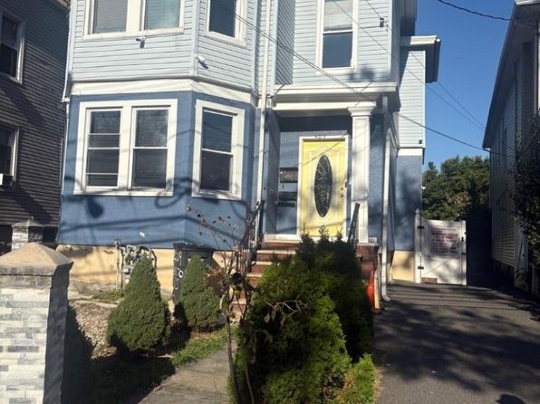 407 Chilton St