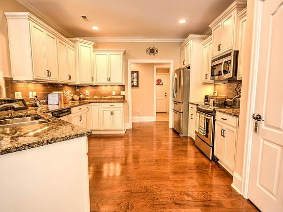 4th image of 8192 Compass Pointe East Wynd NE