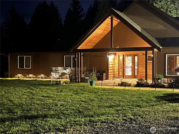 33320 27th Avenue E, Roy, WA 98580