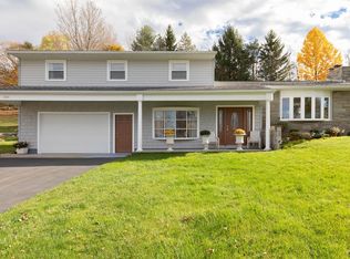 2810 Lyons Rd, Camillus, NY 13031