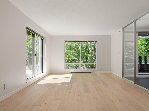 4th image of 1055 Homer St #401
