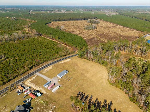 5th image of 1640 Calamus Pond Rd