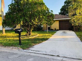 104 Jayside Ln, Lehigh Acres, FL 33936