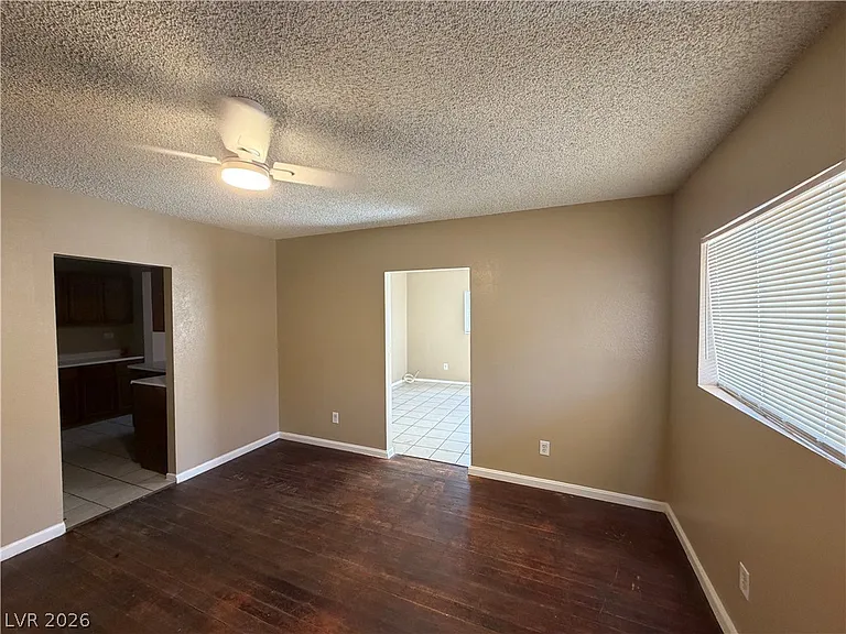110 Silver St — Photo 8
