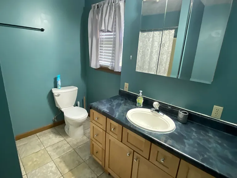 141 E South St — Photo 17