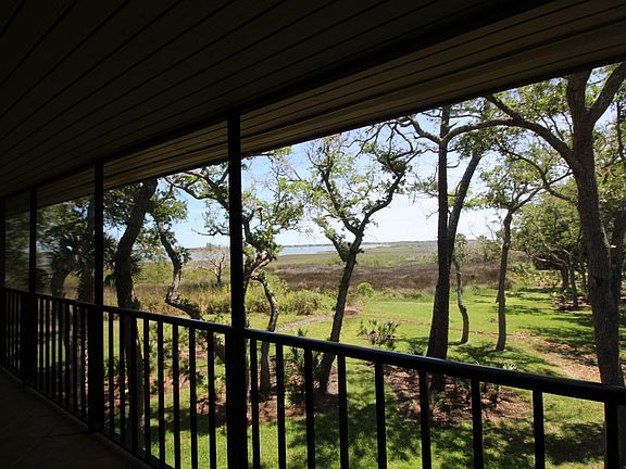 2nd image of 28 Tarragona Ct #28