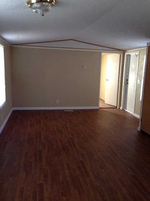 1st image of 116 Langham Dr