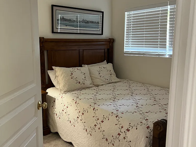 1290 Derry Ln — Photo 11