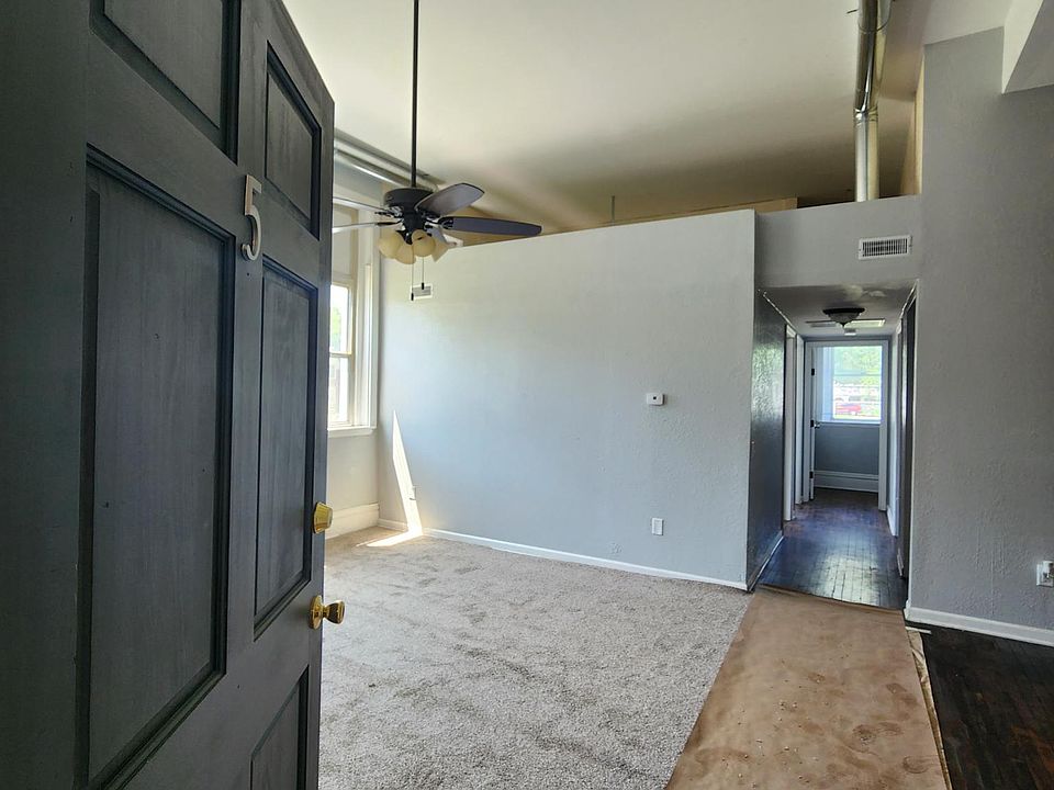 1st image of 312 S Sycamore St #5