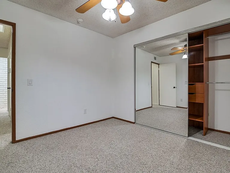 929 Darlene Ct — Photo 41