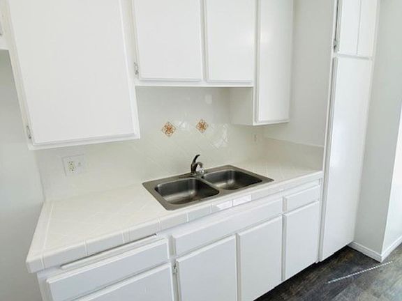 5th image of 8816 Laurel Canyon Blvd APT 46