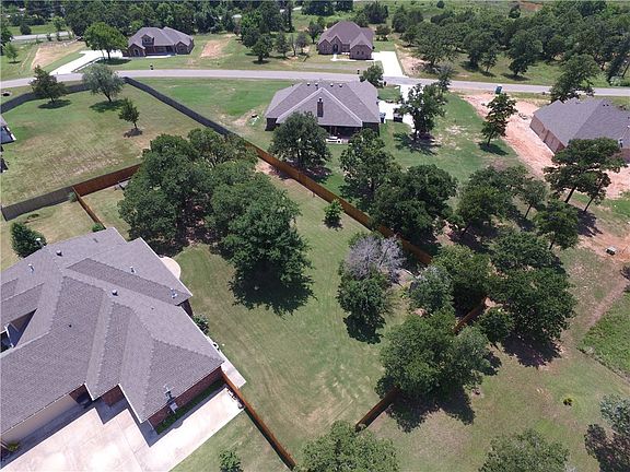 3rd image of 5801 Lost Deer Dr