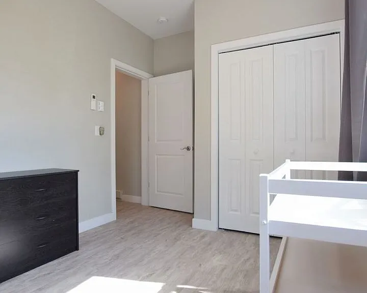 217 Columbia St — Photo 101